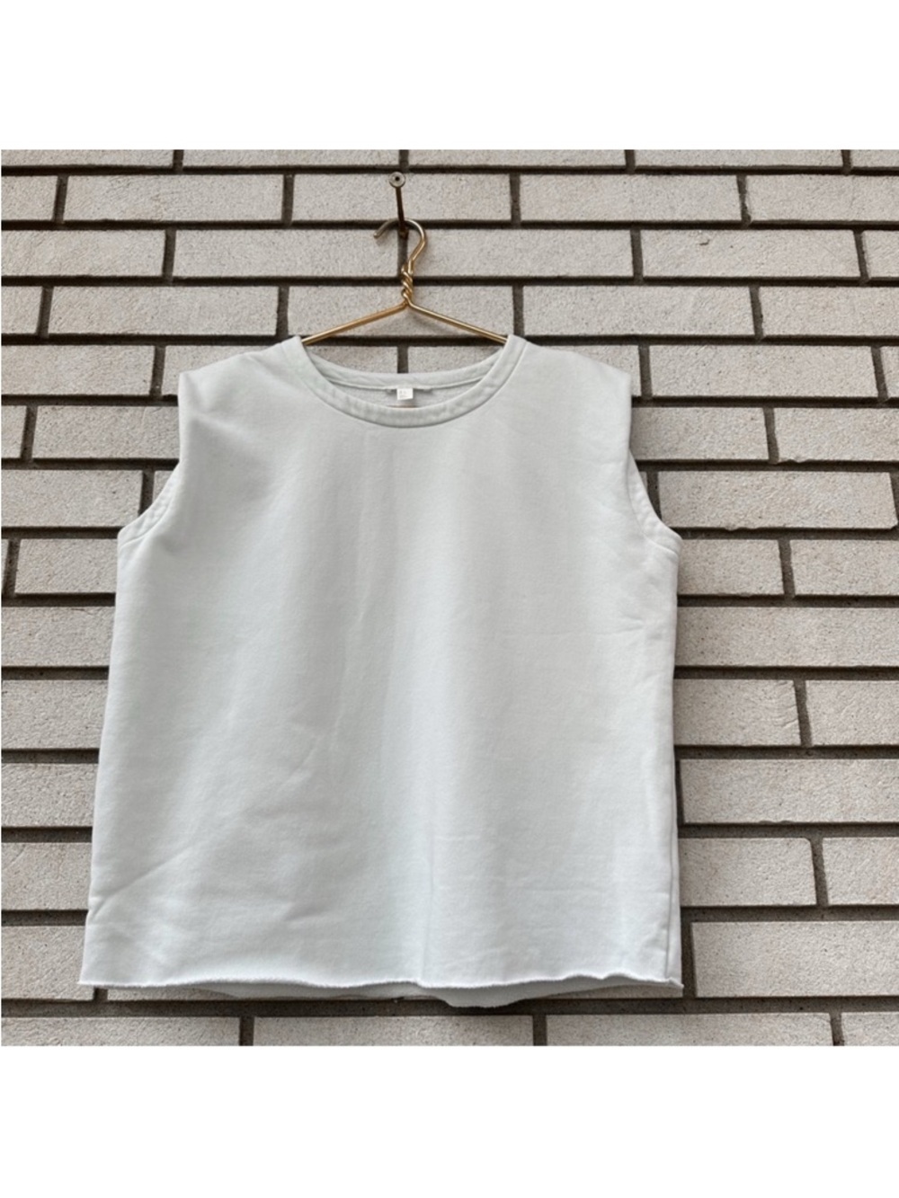 COS‎ Pale Mint Green Sleeveless Sweatshirt Tank Top Raw Hem Minimalist S